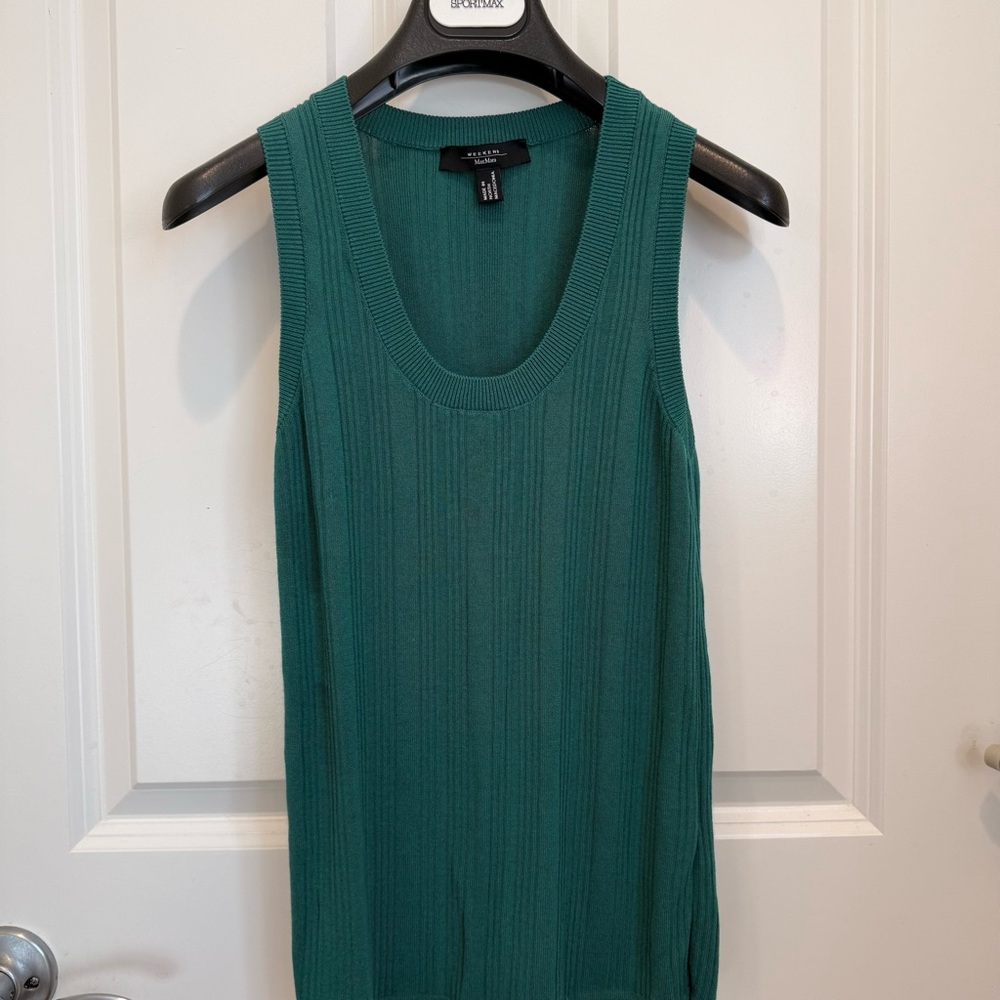 Weekend Max Mara Tank Top Color: Green Spring/Summer Size: Medium